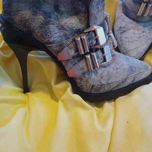 Alexander Wang Sexy Ankle Boots!